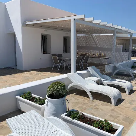 White And Grey Villas: Spacious 1 Bed With Shared Pool And Sea View * Парос